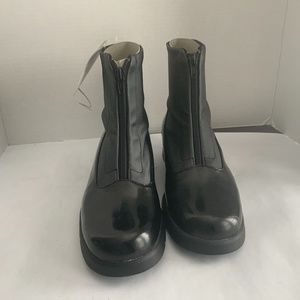 Andre Assous Rain or Shine ankle Boots size 9